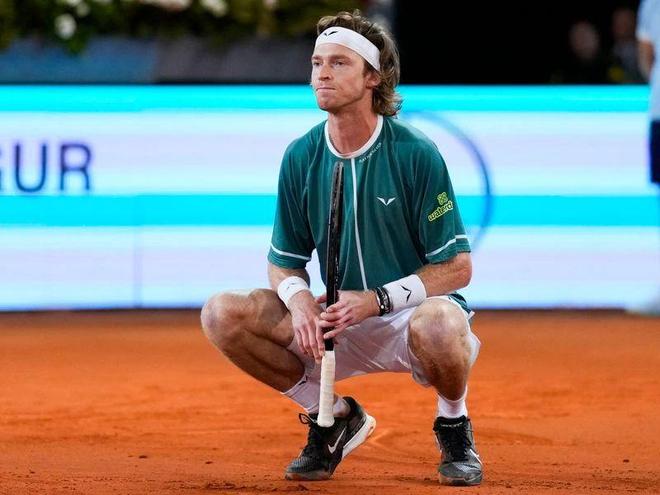 目标在望再 目标在望再